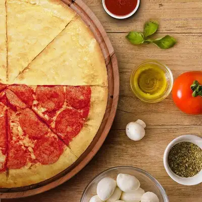 Половинки Пепперони и Сырная